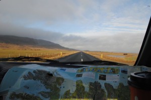 1-Driving in Iceland-Blog